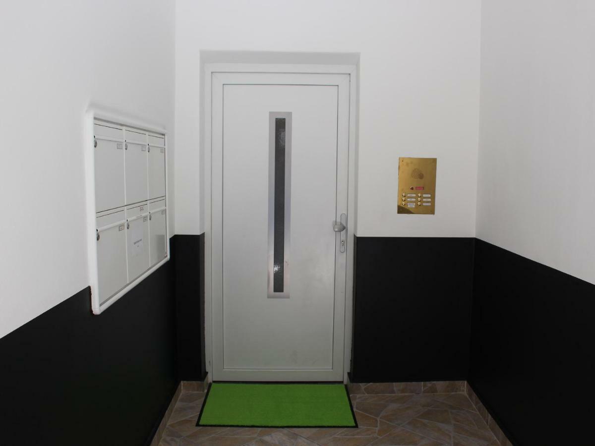 120 Qm. Noblehome Furth Bagian luar foto